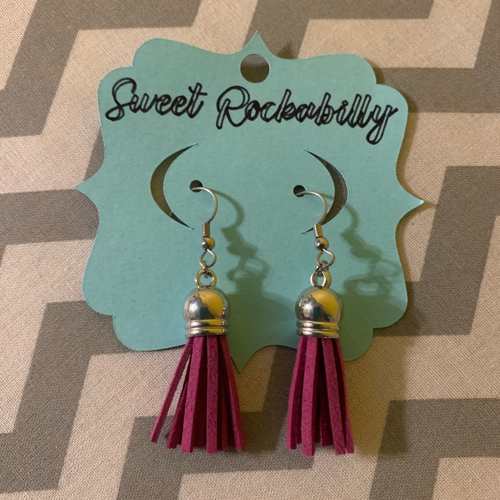 Purple/Plum Tassel Earrings💜💜